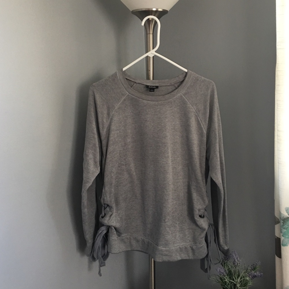 ✰ Gray a.n.a longsleeve